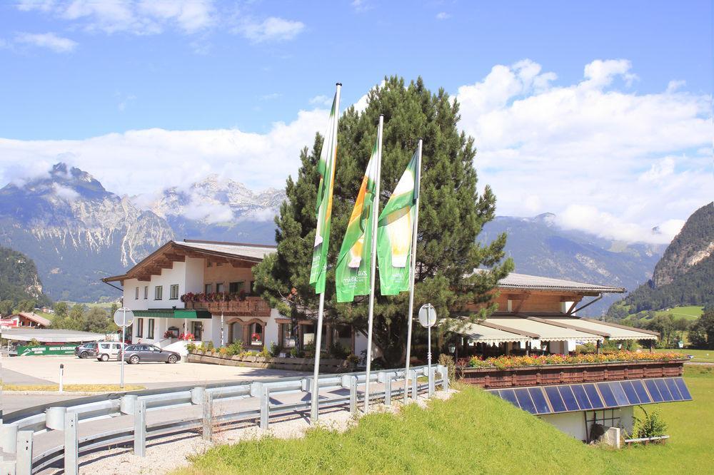 Zum Senner Suites Zillertal (Adults Only) Шліттерс Екстер'єр фото