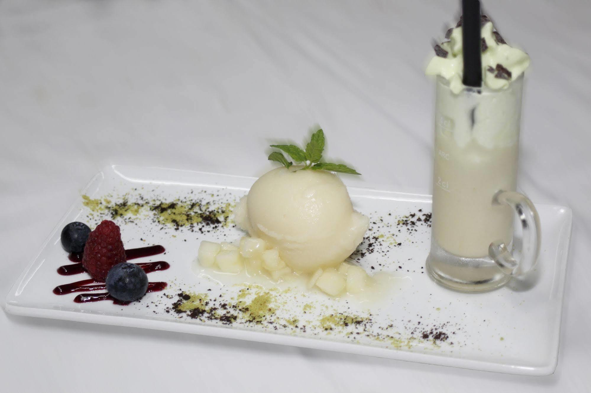 Zum Senner Suites Zillertal (Adults Only) Шліттерс Екстер'єр фото